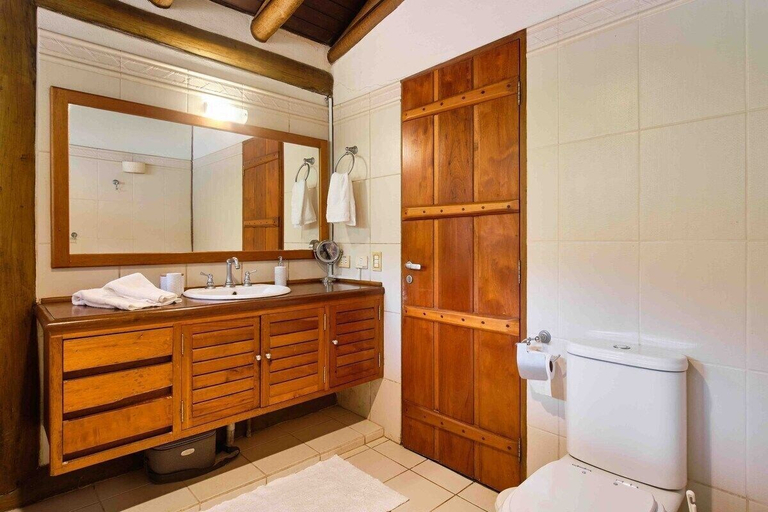 Bathroom 3, Praia de Itamambuca - Bali House, Ubatuba
