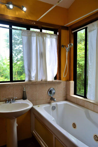 Bathroom, Split-level Tropical Cottage With AC Near San Ignacio Perfect Base for Exploring