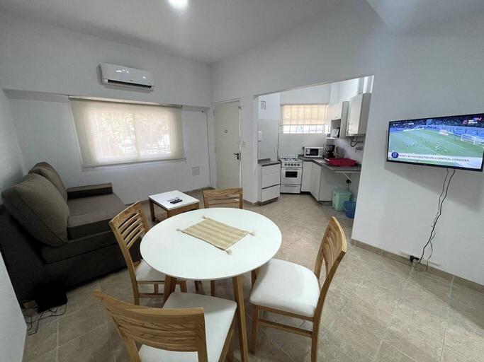 Others 4, Comfortable Retreat Near River Plate's Monumental Stadium, Distrito Federal