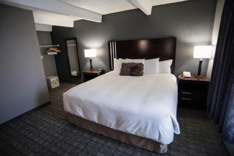 Room 4, Red Lion Inn & Suites Urbana, Champaign