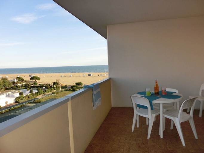 Others 4, One Bedroom Apartment With Stunning Side sea View, Venezia