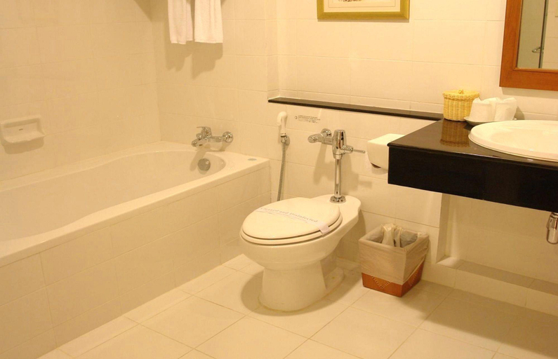 Bathroom 5, Kameo Grand Hotel & Serviced Apartments, Rayong, Muang Rayong