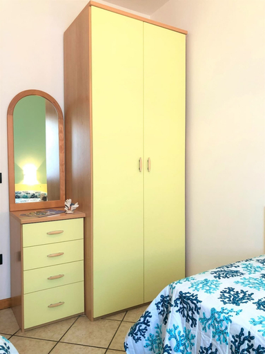 Bedroom 5, Enjoy the sun From a Private Garden!, Venezia