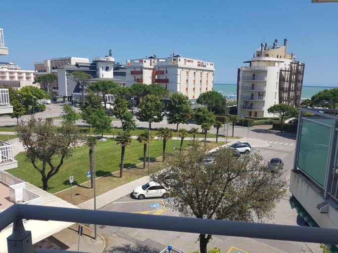 Property grounds, Studio apartment with pool in Jesolo, Venezia