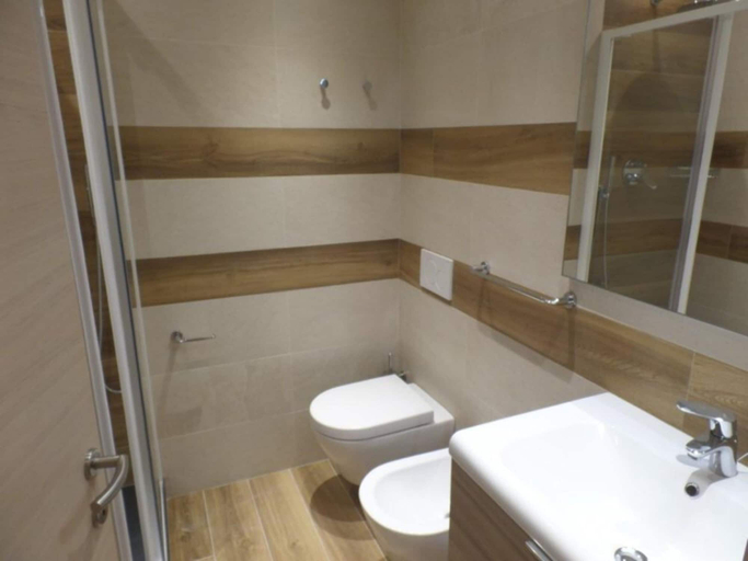 Bathroom 4, Seafront Flat With Splendid Views From the Terrace, Venezia