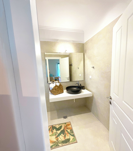 Bathroom 4, Beachfront 4-bed Luxury Suite - Agios Gordios Corfu Greece, Ionian Islands