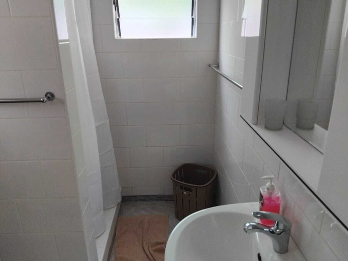 Bathroom 3, La Residence d'Almee  One bedroom Self Catering Apartment