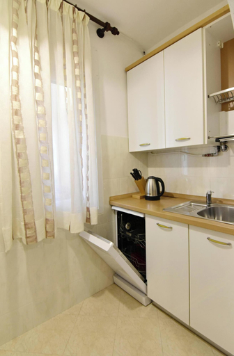 Interior 4, Umag Flat Near Center and Beach, Umag