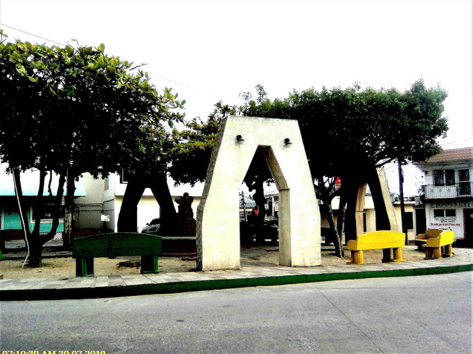 Exterior & Views, Split-level Tropical Cottage With AC Near San Ignacio Perfect Base for Exploring
