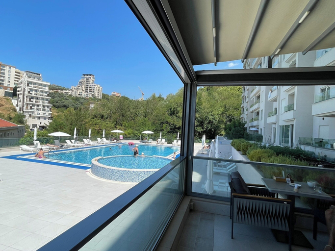 Sport & Beauty 5, Status M Apartments 99