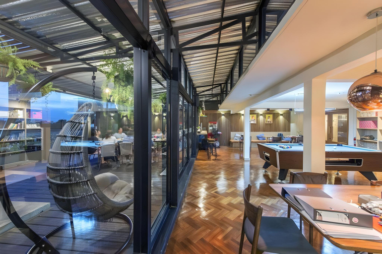 Food & Drinks 4, The Posh Phayathai By Benya, Ratchathewi