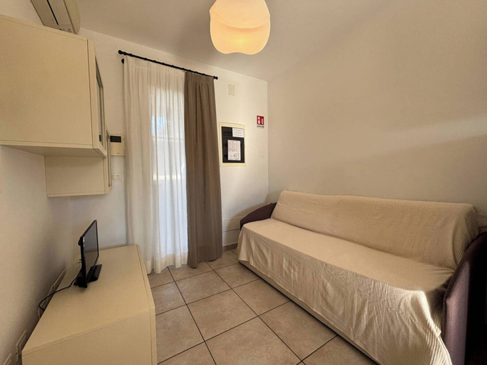 Living room 4, Wonderful Apartment in a Quiet Area, Venezia