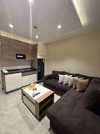 Living room 4, Charming Amman Apartment with Electric Heating  Satellite TV, Amman