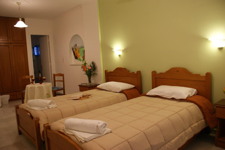 Bedroom 5, Mike S Studios, South Aegean