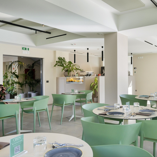 Dining 4, Charming Studio in an Elegant Residence in Catania, Catania