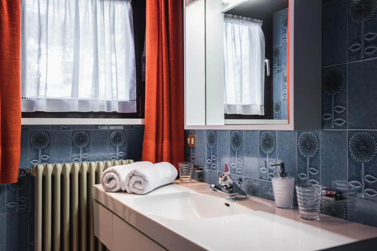 Bathroom 3, Kronplatz Lodge Dolomites, Bolzano