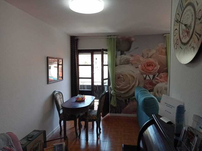 Interior 3, Coquetty Housing In Santander Bay, Cantabria