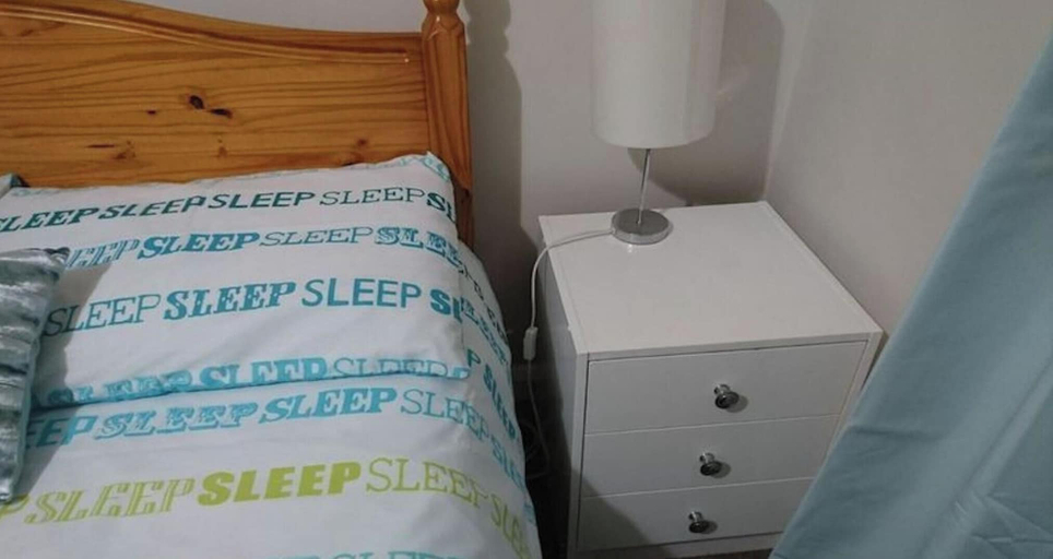 Bedroom 5, Room-en Suite Shower Room Double Room wi, London