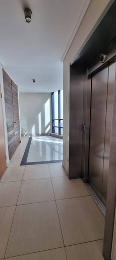 Interior 5, Tranquil Executive Apartment with Lake Views in Cape Town, City of Cape Town