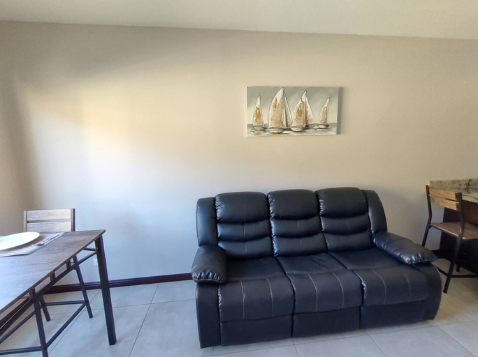 Living room 5, #1 New & Modern 2 bed Suite With Shared Pool, Liberia