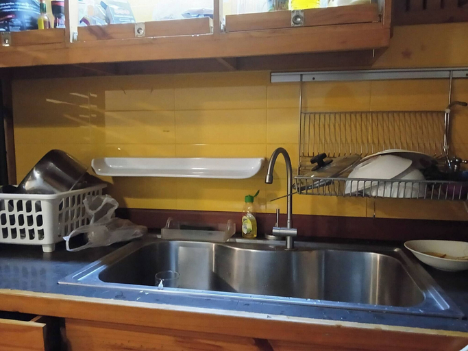 Interior 3, Spacious City-View Apartment with Modern Amenities in Krung Thep, Phra Khanong