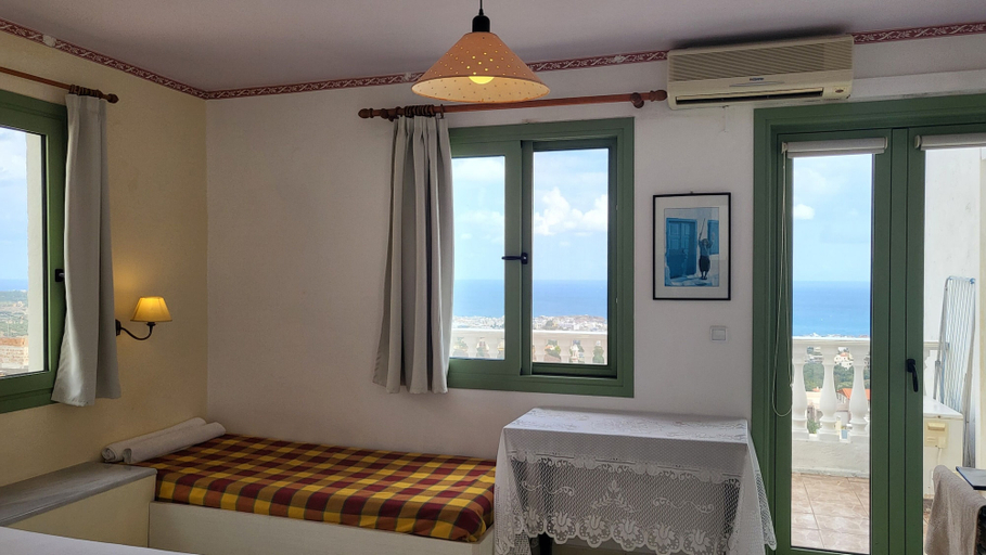Others 3, Quadruple Room Full View in Blue Apartment Mountain View, Crete