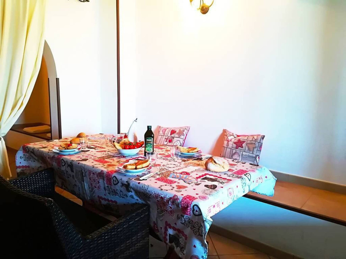 Dining 3, Casa Calliope in Otranto, Lecce