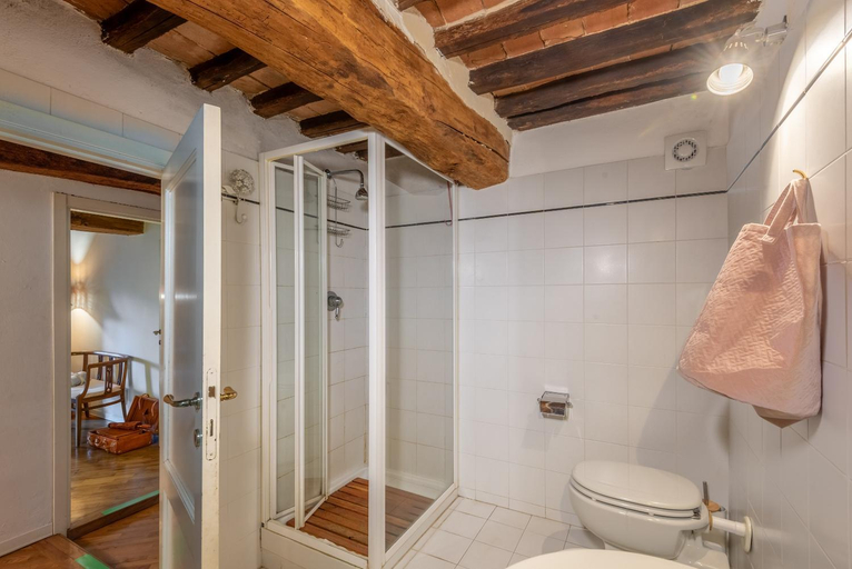 Bathroom 3, Appartamento del Campo, Siena