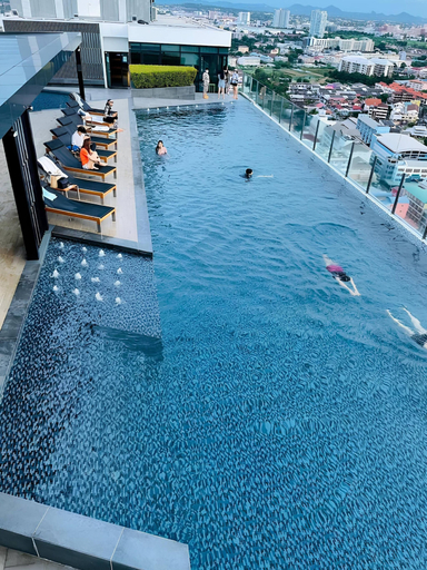 Pool 2, Great Location - Awesome Pool, Pattaya