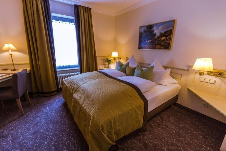 Bedroom 4, Hotel Kandler, Erding