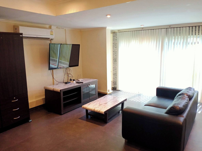 Living room 3, Spacious 65sqm Luxury loft studio type Apartment 101B, Pattaya