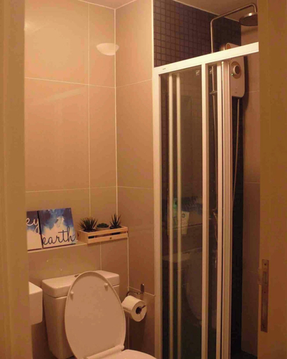 Bathroom 5, 2BR Style Comfort2mins Walk to Chiang Mai Fest, Muang Chiang Mai