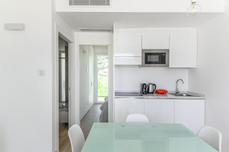 Interior 5, Stunning Capo Falcone Charming Apartments, 1 Bed Comfort Apt Sleeps 4 With Child, Sassari