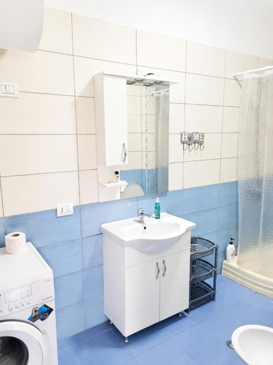 Bathroom 2, Easy stay apartment Vlora, Vlorës