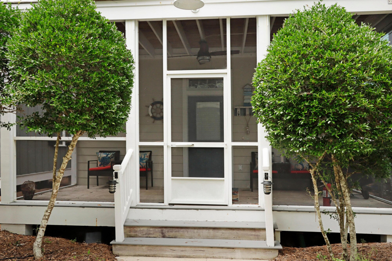 Exterior detail 4, Barefoot Cottage B28, Gulf