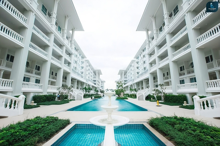 Pool 4, 1 Bedroom Beachside Condo in Cha-am, Cha-Am