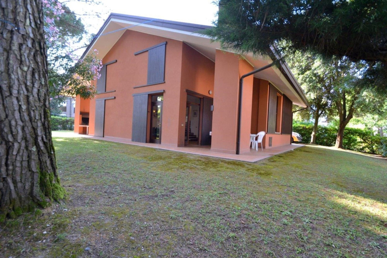 Exterior 2, Villa With Garden Near the Beach, Venezia