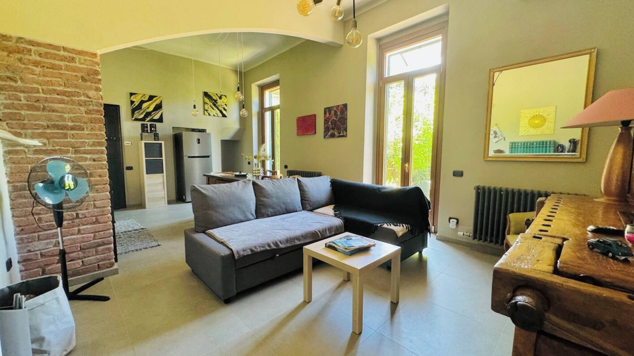 Living room 4, Charming 18th Century Italian Retreat in Malnate, Italy, Varese