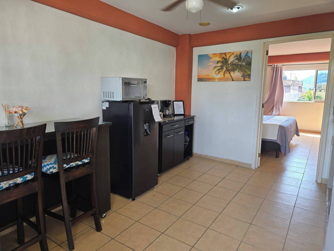 Room 2, Loft Rayito de Sol, Zihuatanejo Center With AC, José Azueta