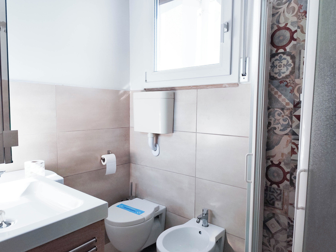 Bathroom 4, Comfortable Apartment With Pool, Venezia