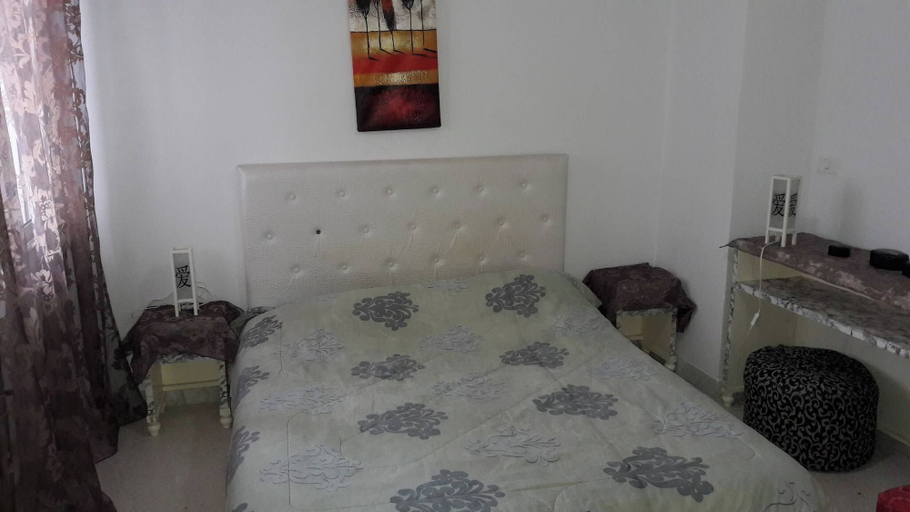 Others 5, Furnished Short Stay Apartment In Tunis, Bouhaira