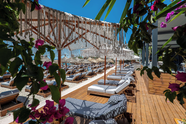 Food & Drinks 5, Vila Era Beach, Sarandës