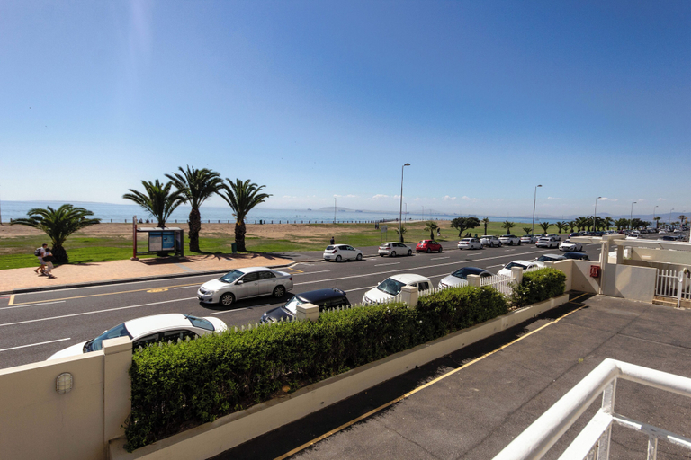Others 4, First Floor Apartment With Beautiful sea View, City of Cape Town