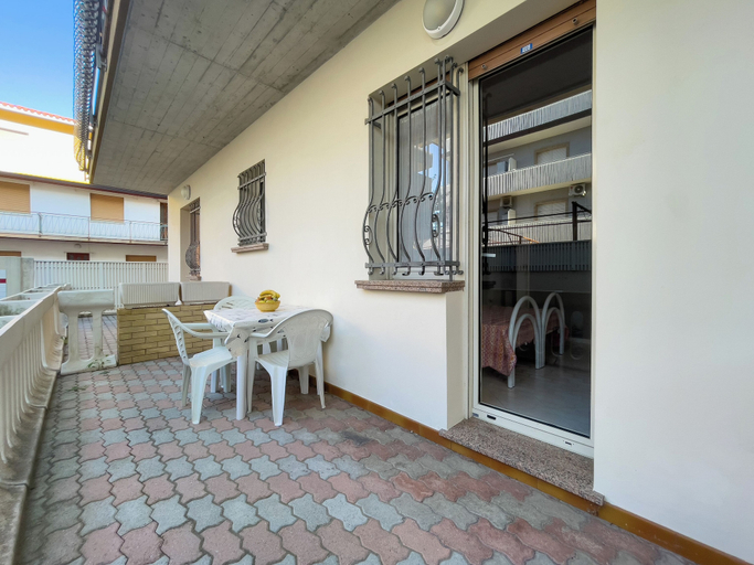 Balcony 5, Comfy Flat Just 350 mt From the Beach, Udine