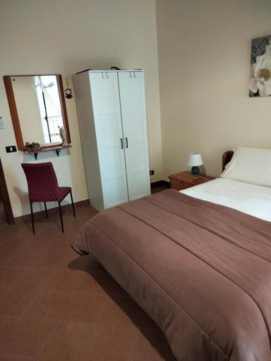 Room 1, Cozy Agrigento Holiday Home With Ocean Views, Agrigento