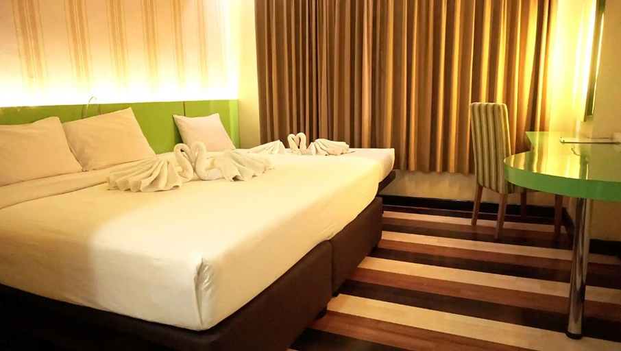 bedroom 2