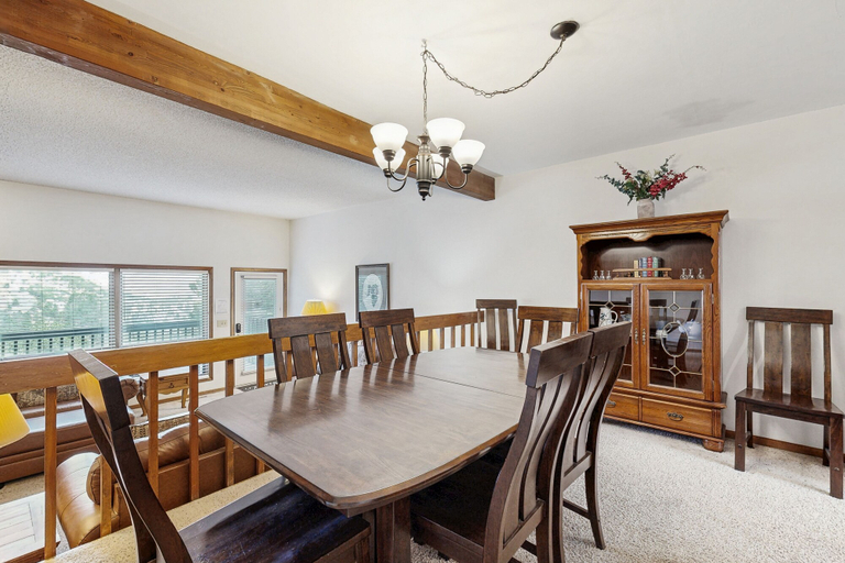 Room 5, Comfortable Home With Breathtaking Mountain Views and High-speed Wifi, Larimer