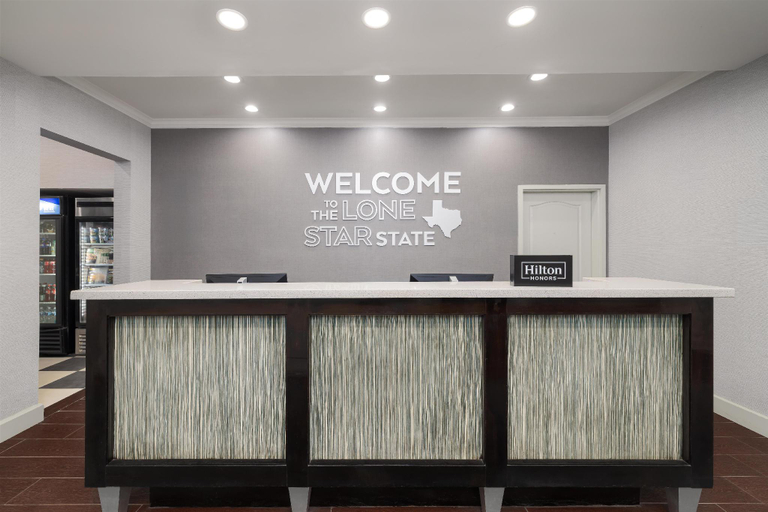 Public Area, Hampton Inn Pleasanton, Atascosa