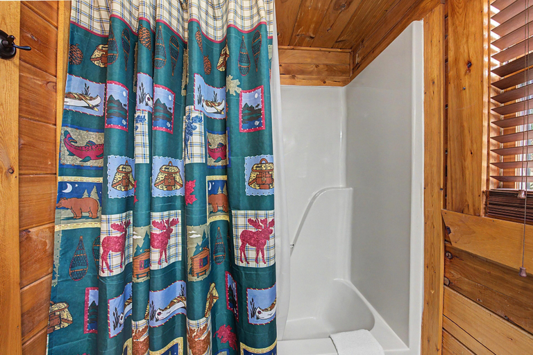 Bathroom 5, Gods Grace, Sevier