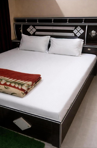 Room 2, Deva Guest House, Faizabad